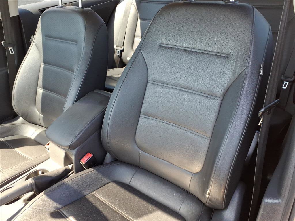 Used 2014 Volkswagen Jetta SE FWD image 18