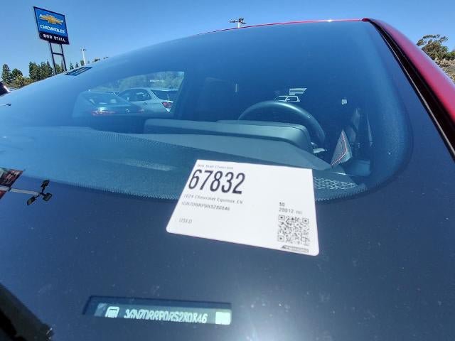 Used 2024 Chevrolet Equinox EV RS w/ LPO, Active Package FWD image 32