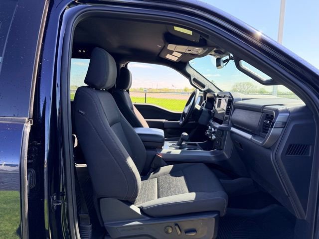 Used 2025 Ford F150 XLT w/ Equipment Group 302A MID AWD/4WD image 11