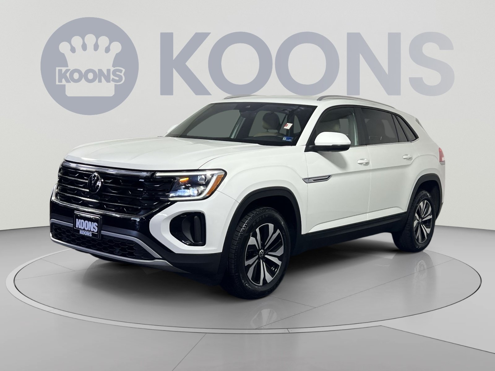 Used 2024 Volkswagen Atlas Cross Sport SE AWD/4WD image 5