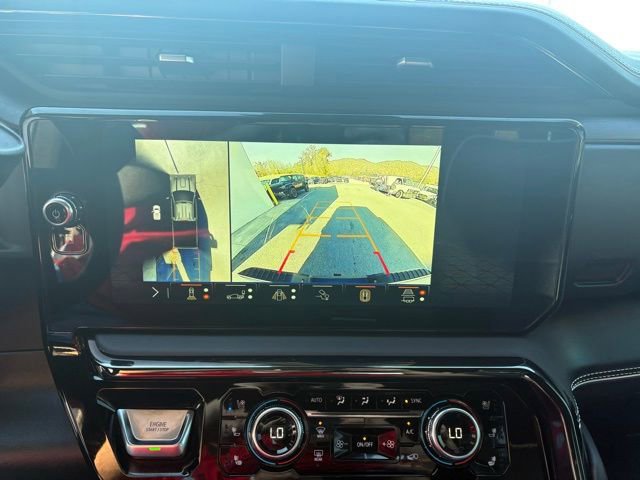 Used 2024 GMC Sierra 2500 AT4X image 18