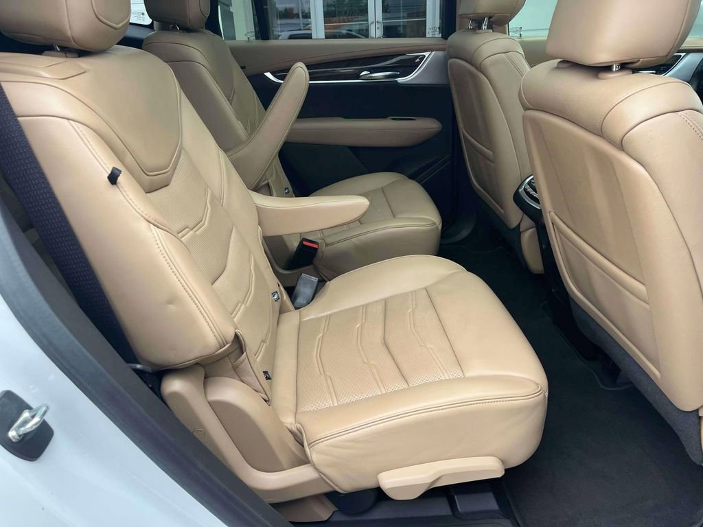 Used 2020 Cadillac XT6 Sport w/ Platinum Package image 21