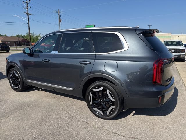 Used 2023 Kia Telluride S AWD/4WD image 11