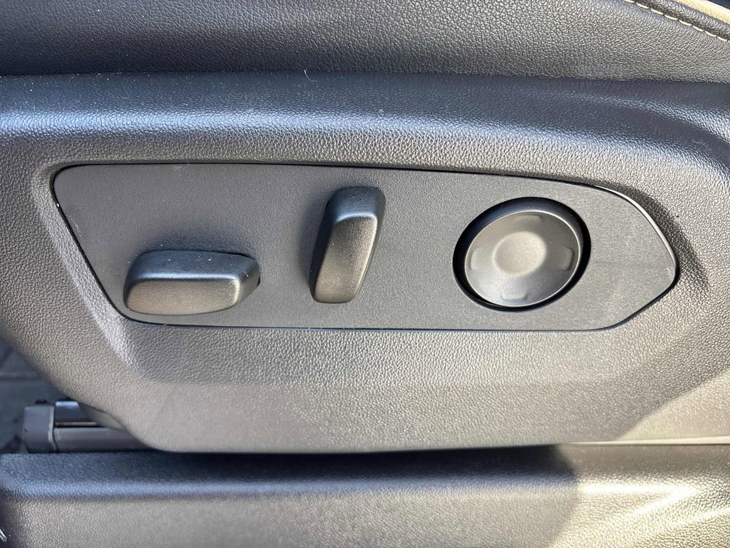 Used 2026 Chevrolet Tahoe Premier image 14