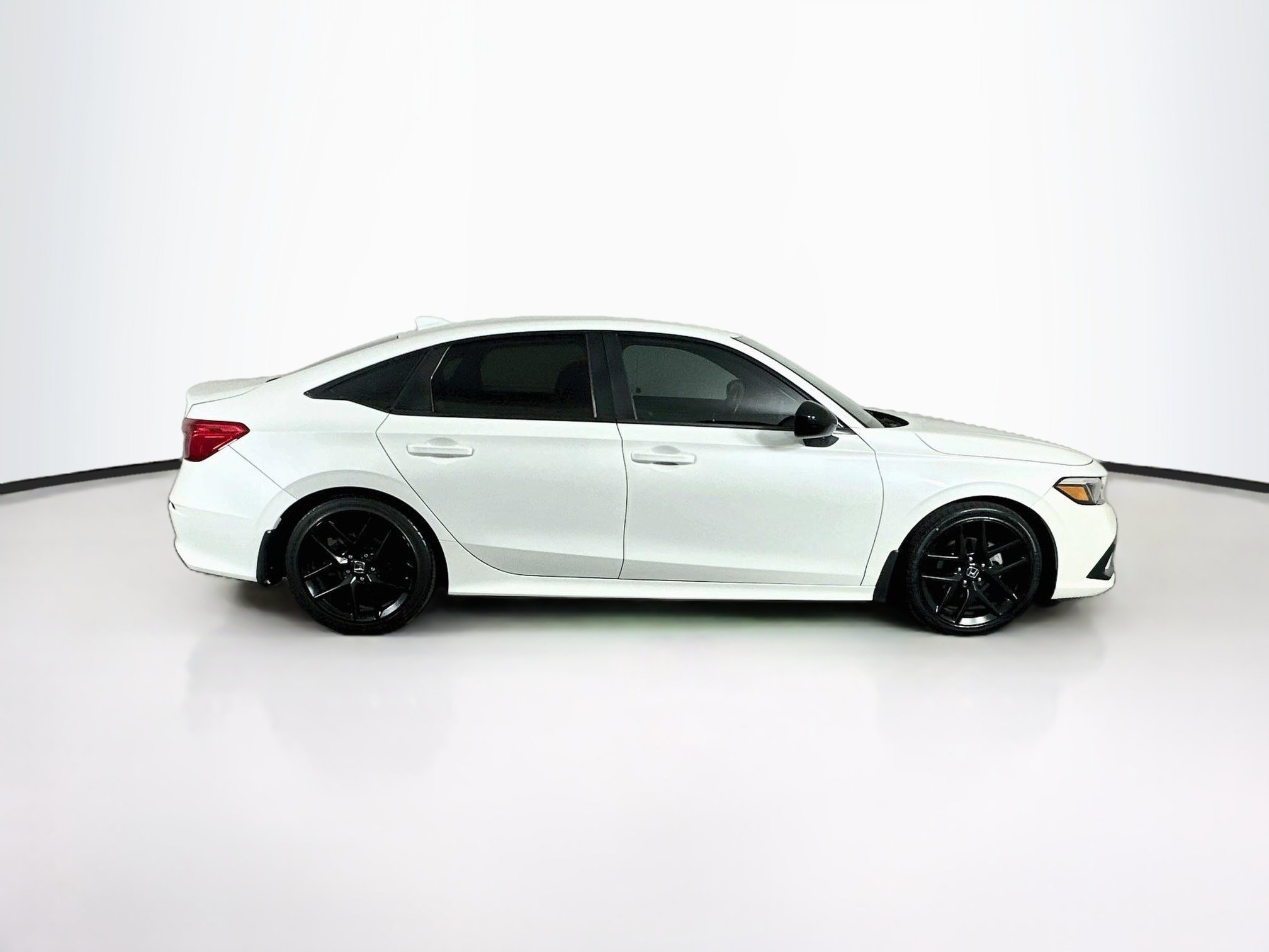 Used 2023 Honda Civic Sport image 10