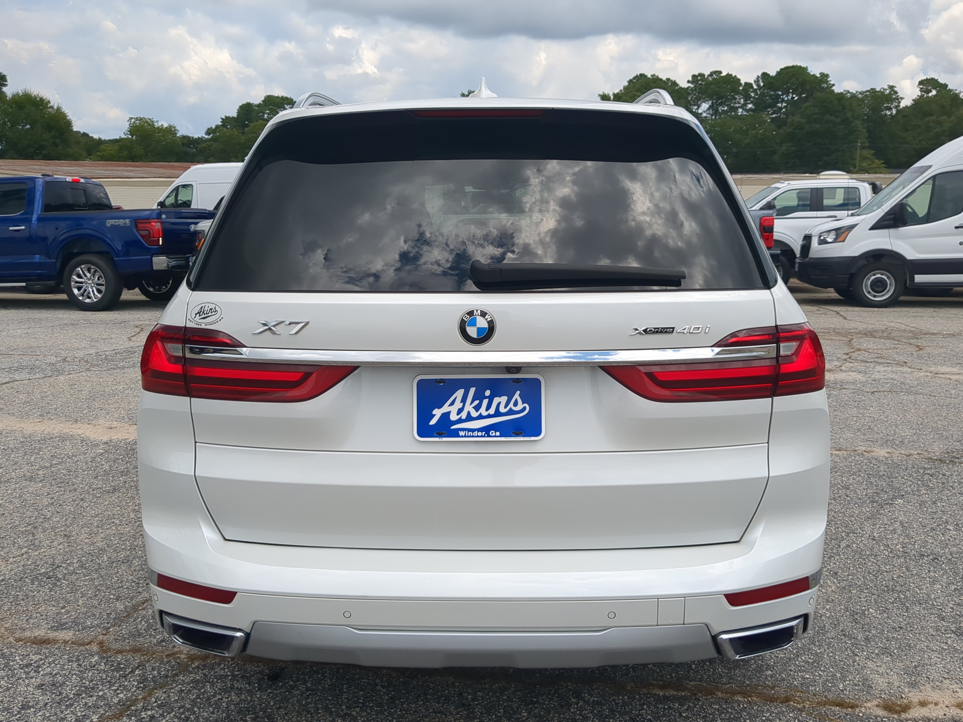 Used 2021 BMW X7 xDrive40i w/ Premium Package AWD/4WD image 4