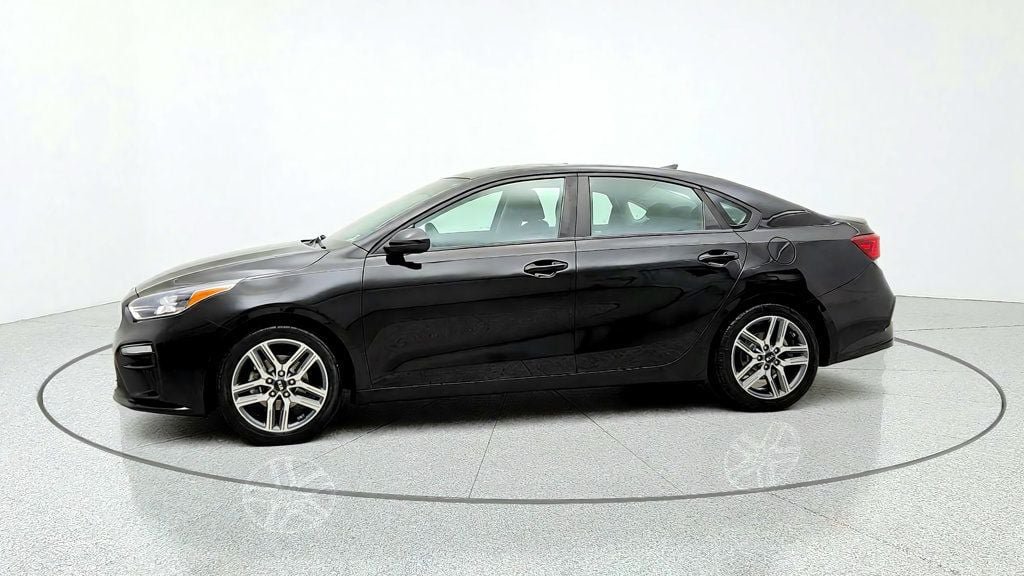 Used 2019 Kia Forte S w/ S Premium Package FWD image 8