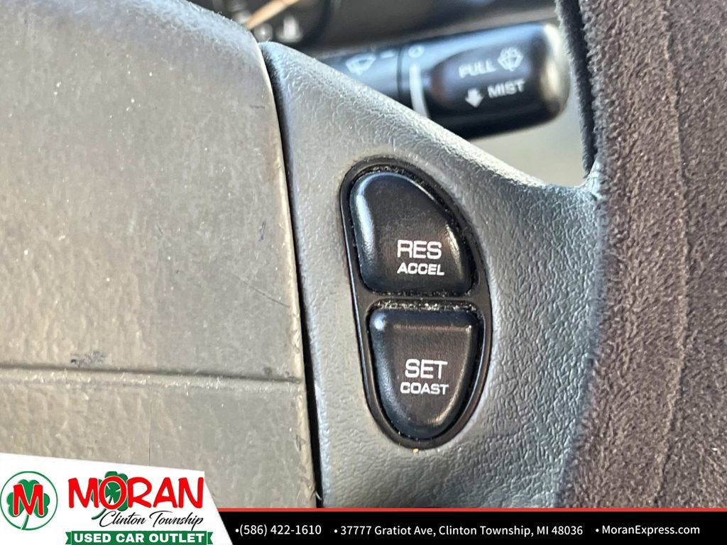 Used 1996 Chrysler Cirrus image 19