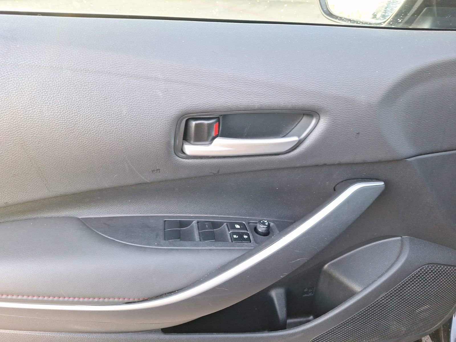 Used 2023 Toyota Corolla SE image 17