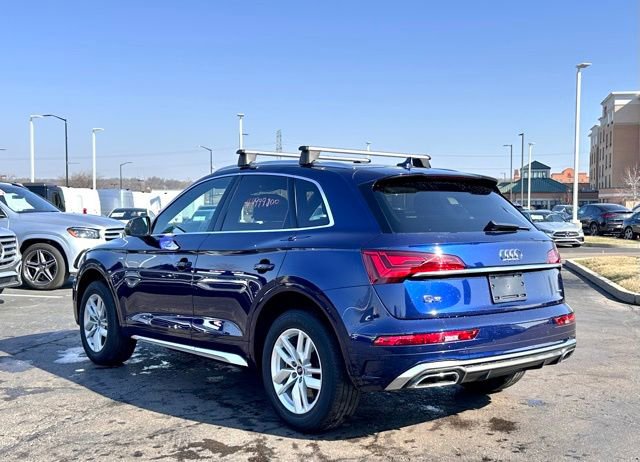 Used 2023 Audi Q5 2.0T Premium w/ Convenience Package image 6