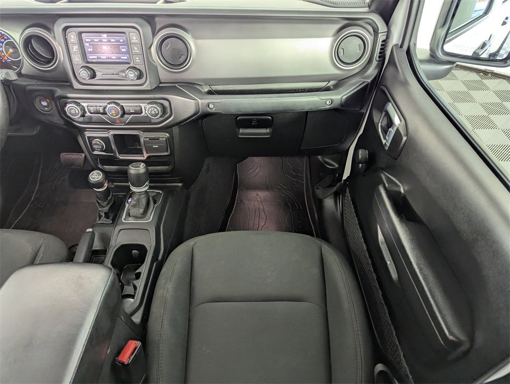 Used 2021 Jeep Gladiator Sport image 16