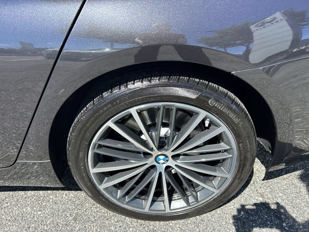 Used 2023 BMW 540i xDrive w/ Convenience Package AWD/4WD image 11