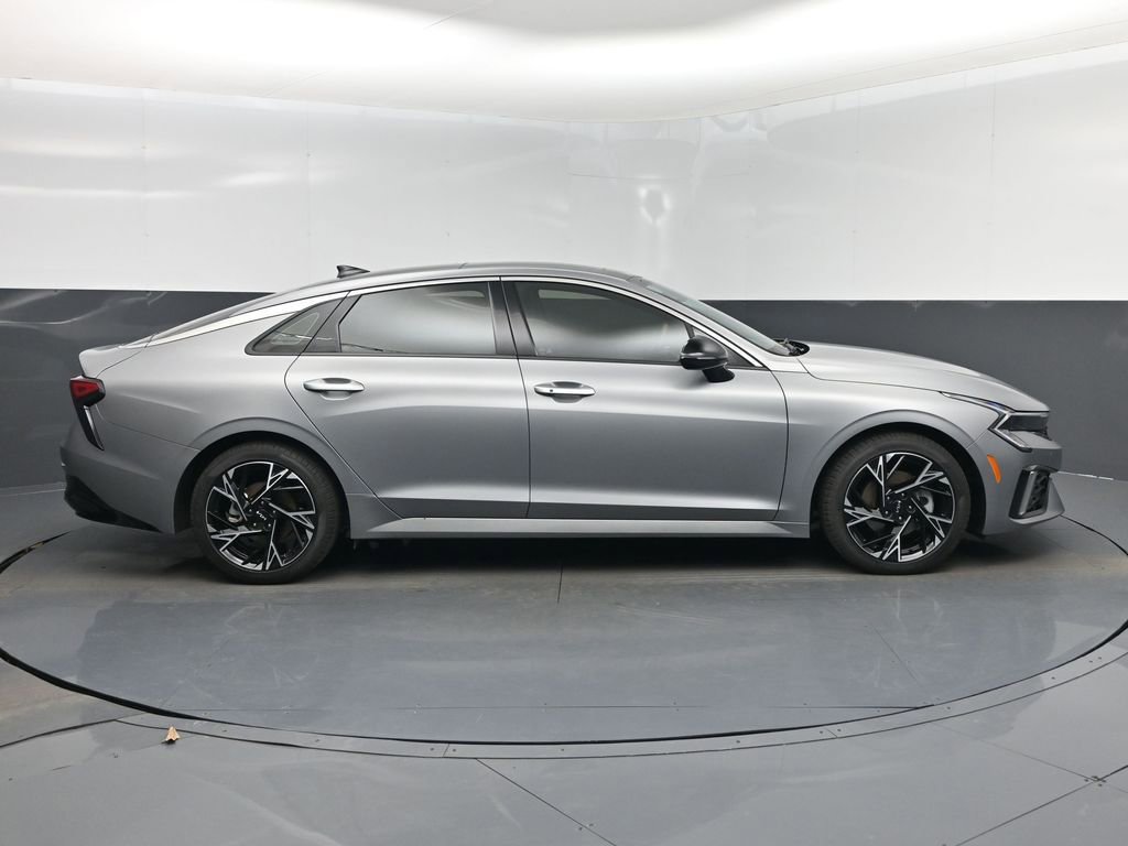 Used 2025 Kia K5 GT-Line w/ GT-Line Premium Package image 2