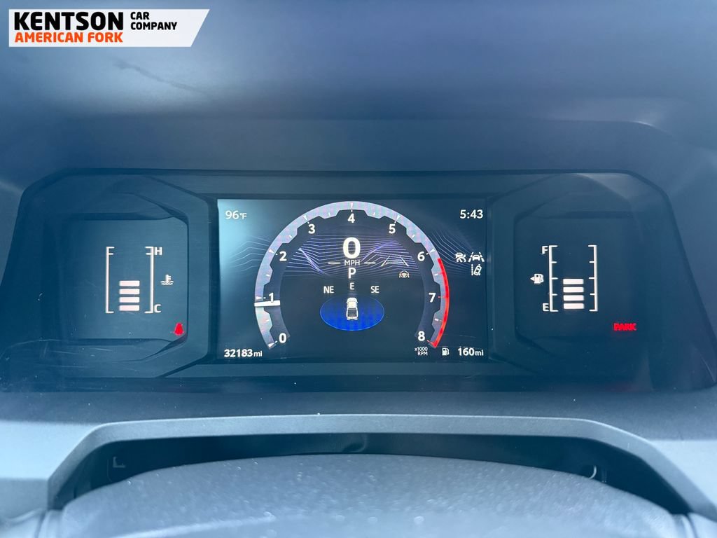 Used 2025 Toyota Tacoma SR5 AWD/4WD image 14