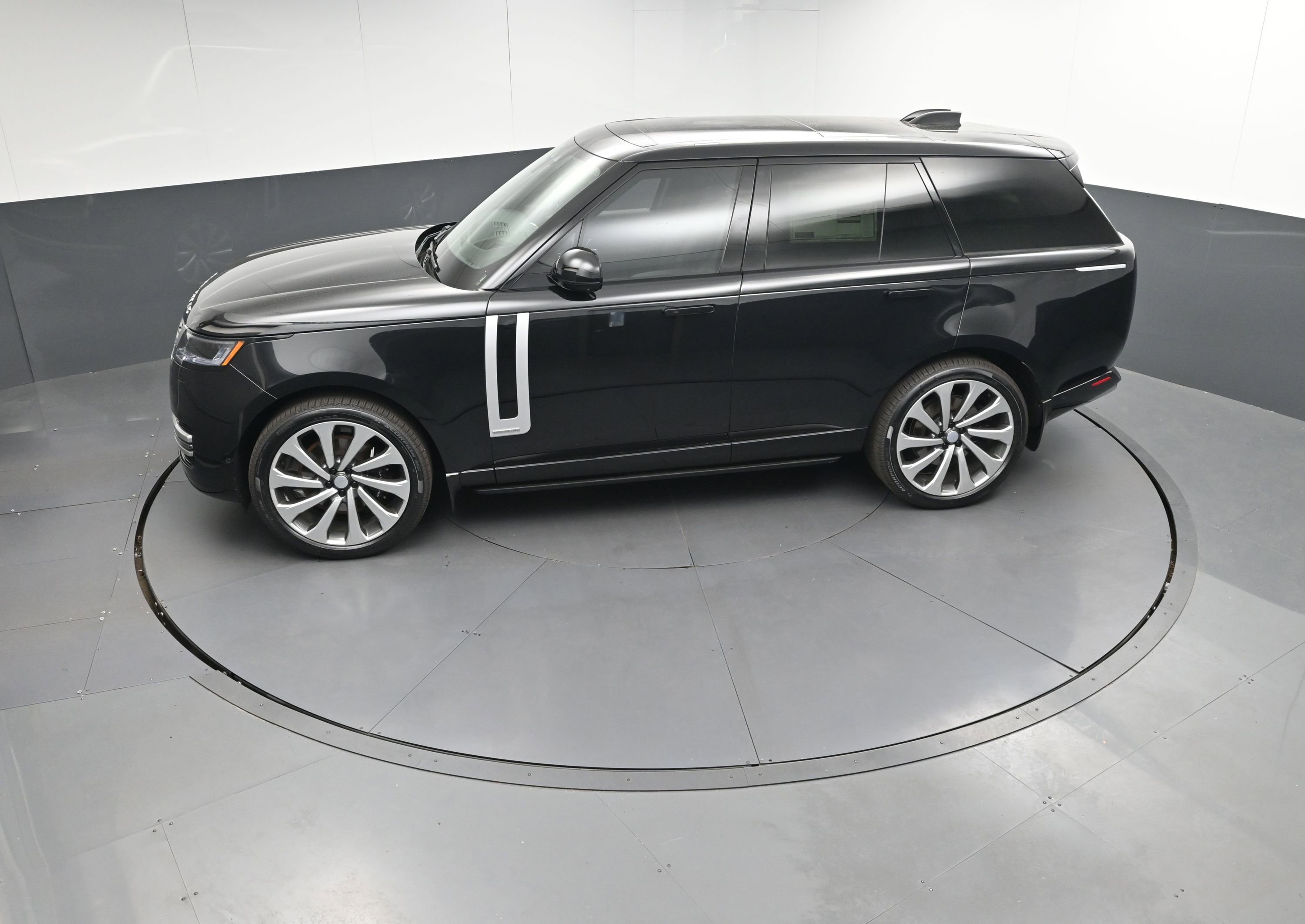 New 2025 Land Rover Range Rover Autobiography image 33
