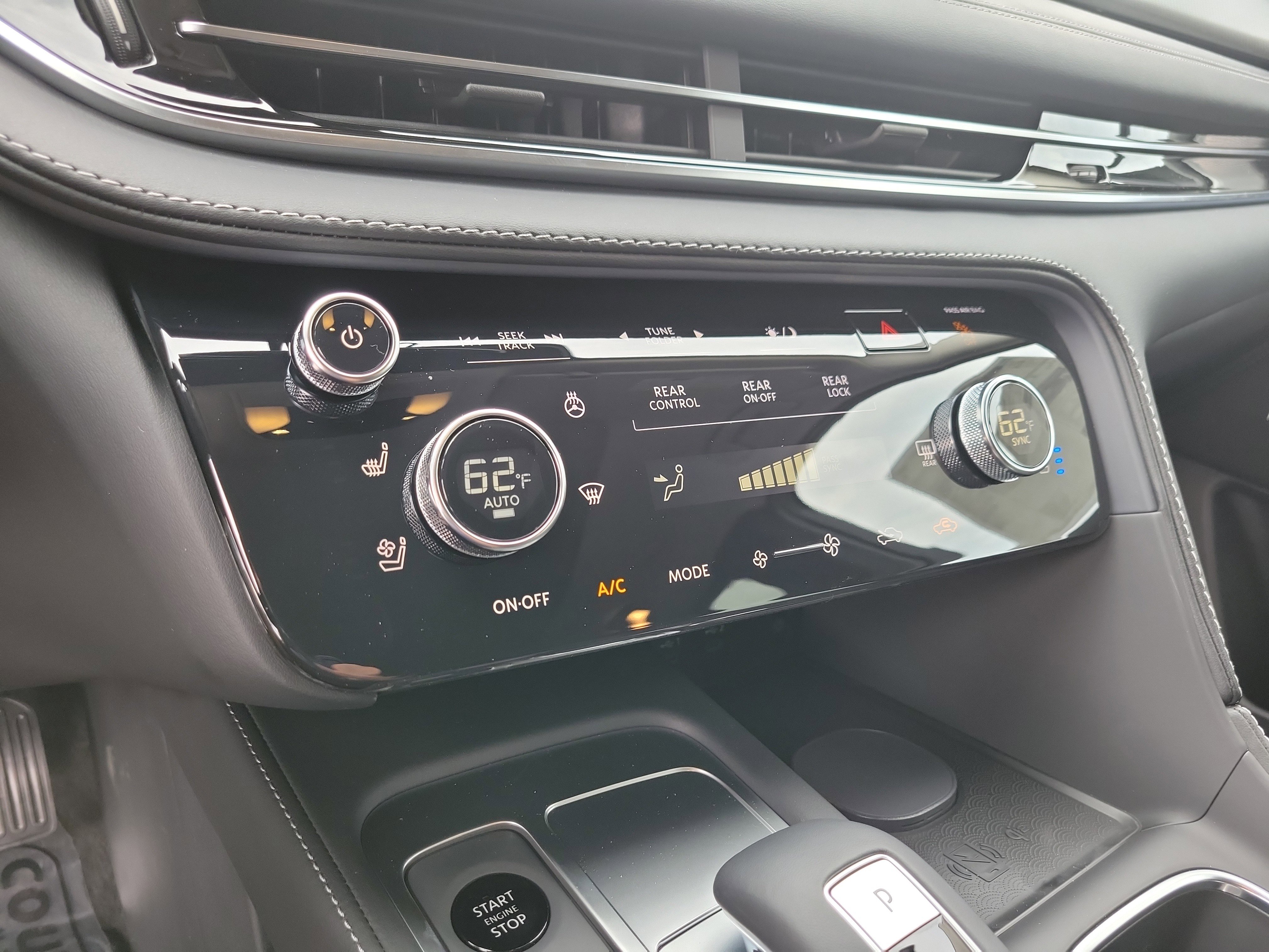 New 2027 INFINITI QX60 Luxe w/ Cargo Package FWD image 19