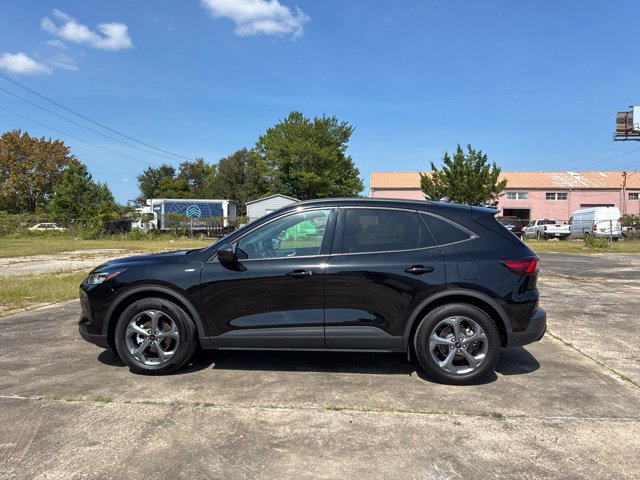 Certified 2025 Ford Escape ST-Line FWD image 6