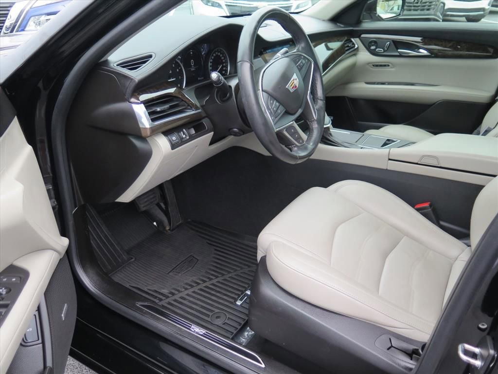Used 2018 Cadillac CT6 Luxury AWD/4WD image 10