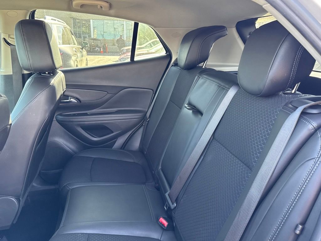 Used 2022 Buick Encore Preferred w/ Safety Package image 26