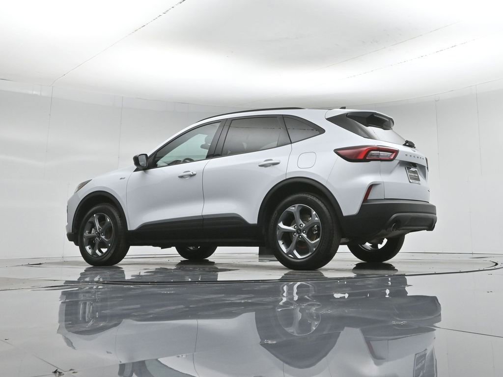 Certified 2025 Ford Escape ST-Line AWD/4WD image 53