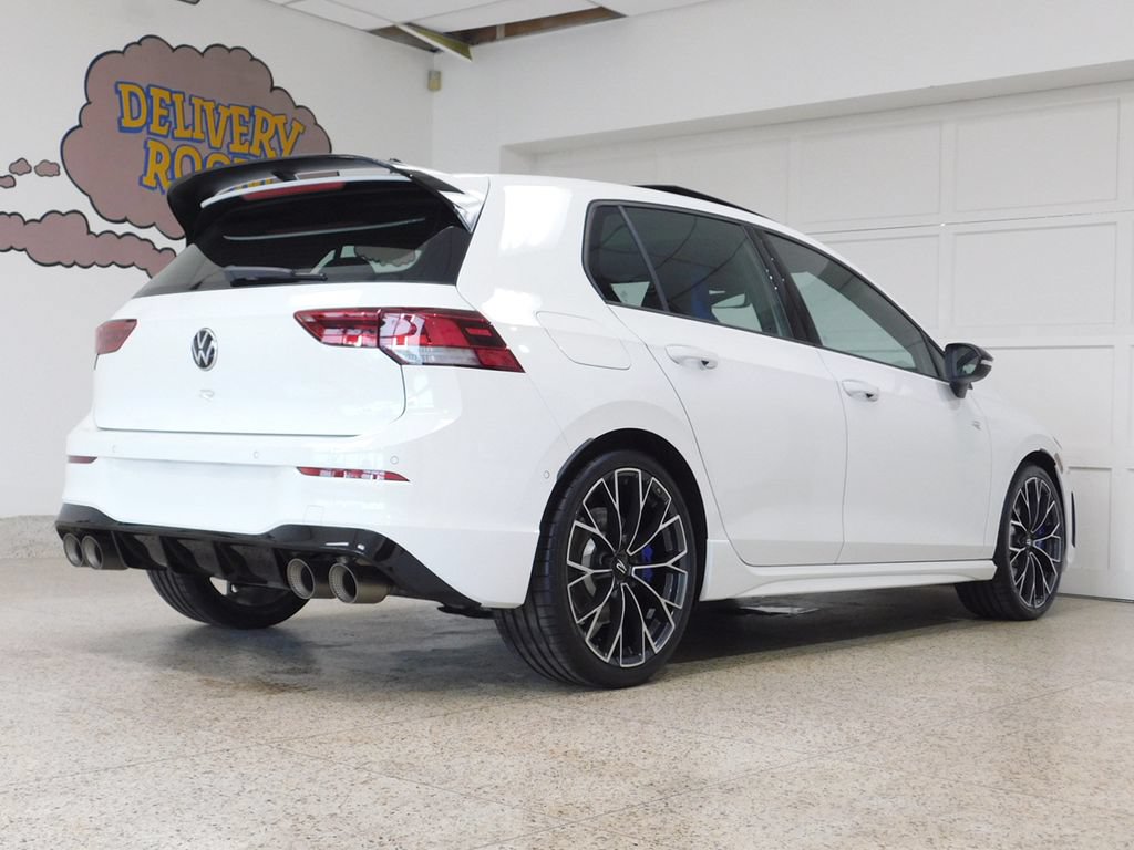 Used 2026 Volkswagen Golf AWD/4WD image 4