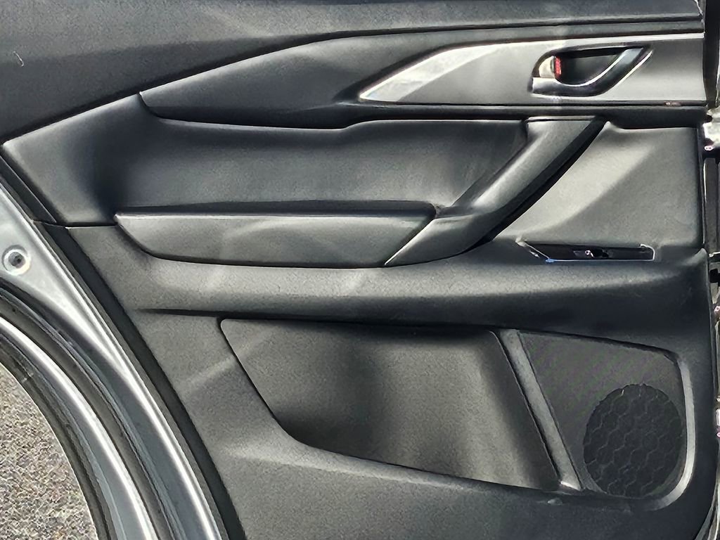 Used 2023 MAZDA CX-9 Touring Plus image 36