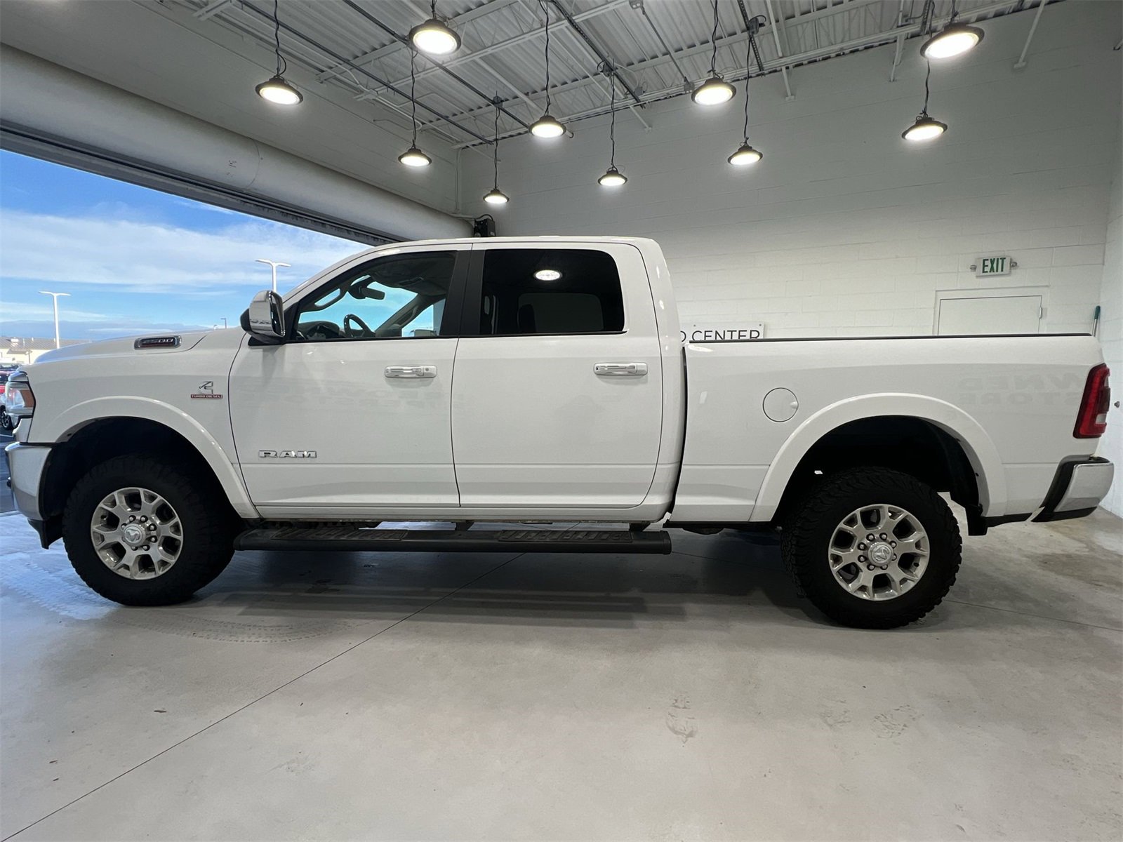 Used 2020 RAM 2500 Laramie image 5