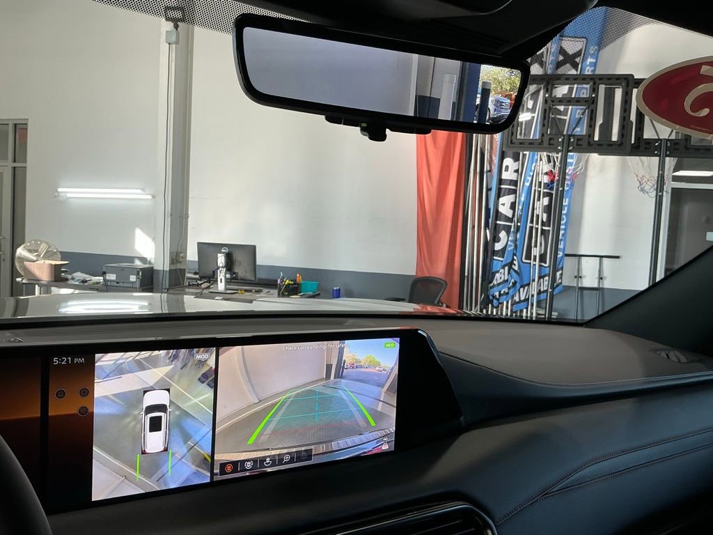 Used 2025 Nissan Armada PRO-4X image 13