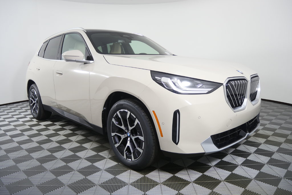 New 2026 BMW X3 xDrive30i w/ Convenience Package AWD/4WD image 2