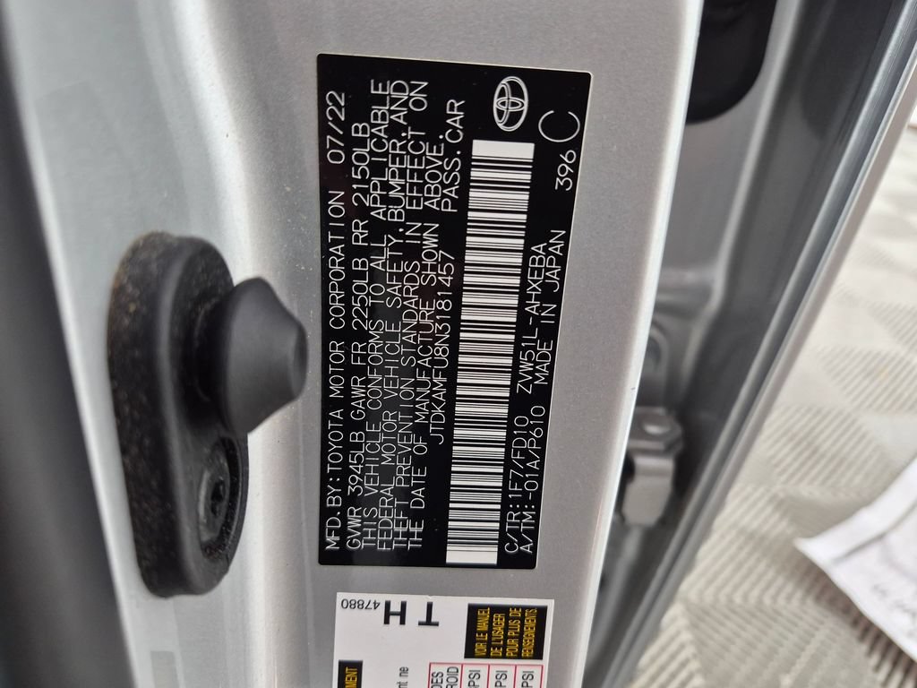 Used 2022 Toyota Prius LE FWD image 31