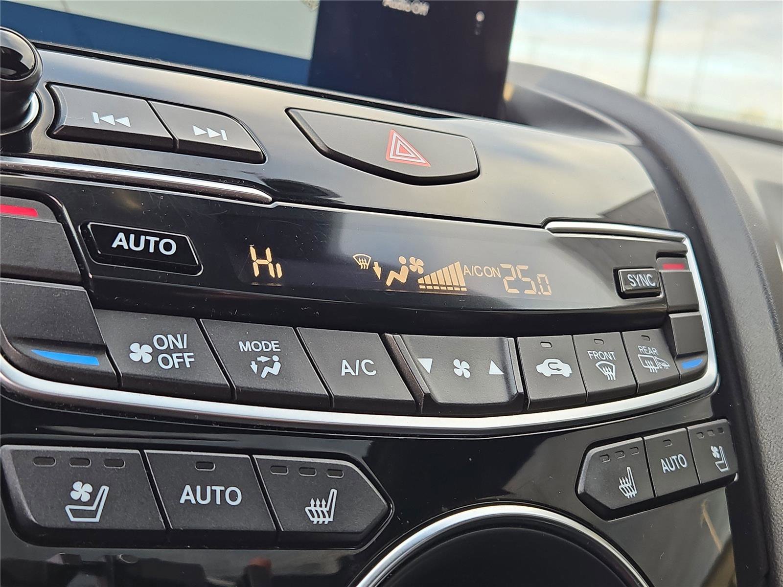 Used 2019 Acura RDX A-Spec image 9