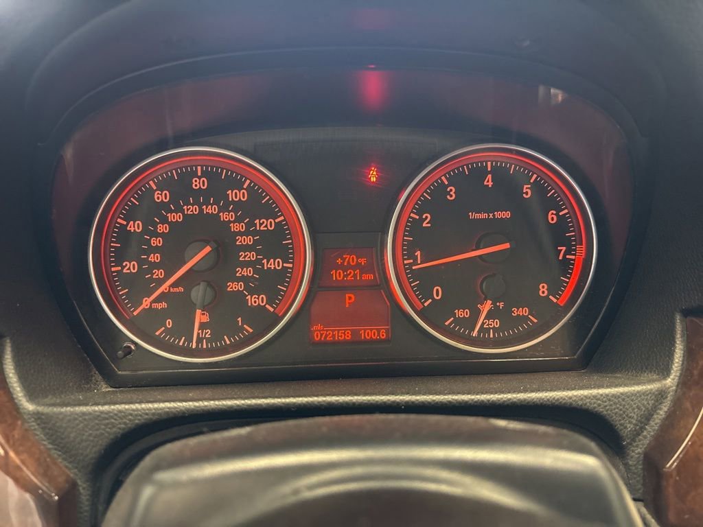 Used 2009 BMW 335i Convertible RWD image 2