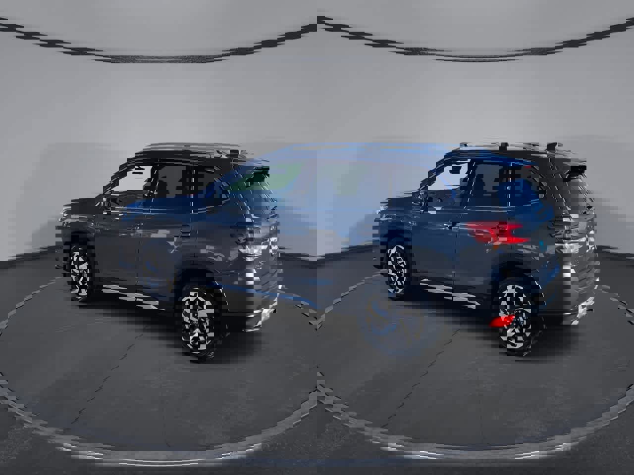 Used 2023 Subaru Forester Touring image 6