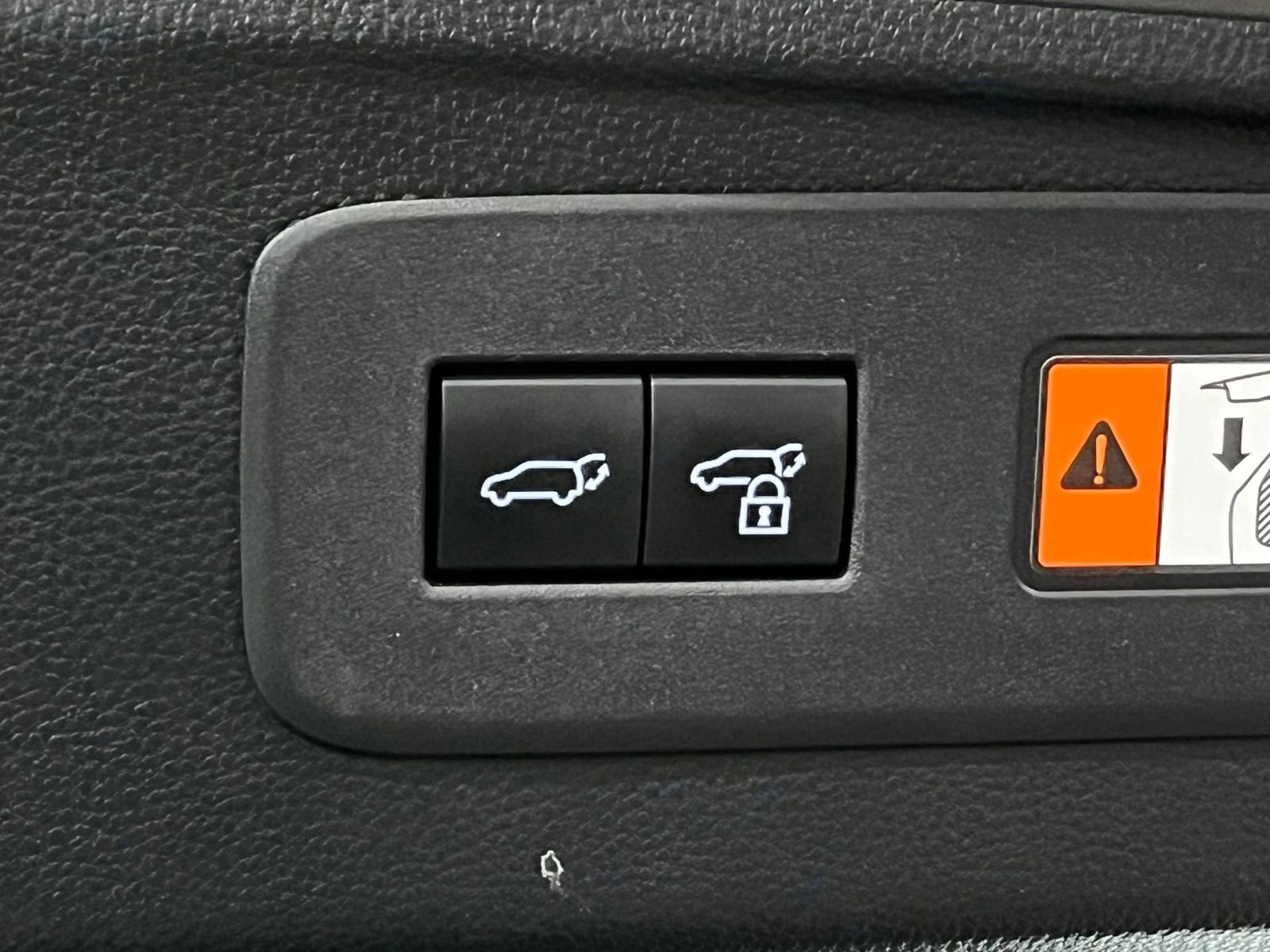 Used 2024 Lexus GX 550 w/ Accessory Package (Z1) AWD/4WD image 11
