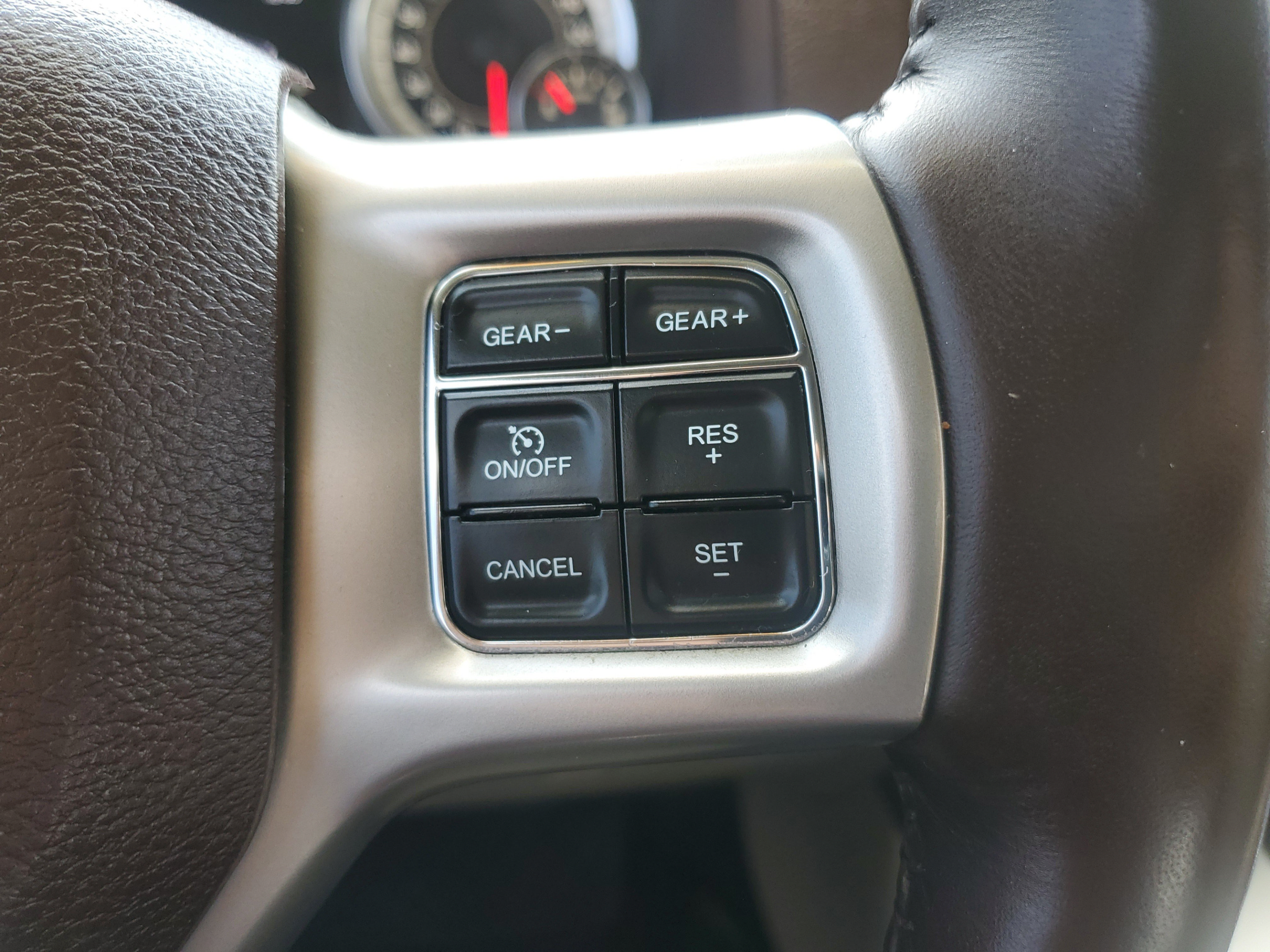 Used 2016 RAM 1500 Laramie w/ Convenience Group AWD/4WD image 21