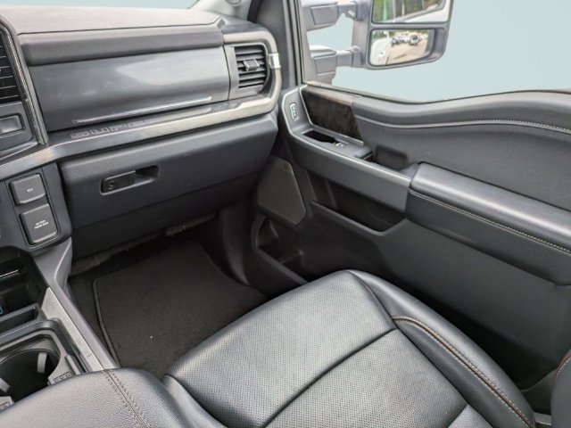 Used 2024 Ford F250 Lariat AWD/4WD image 19