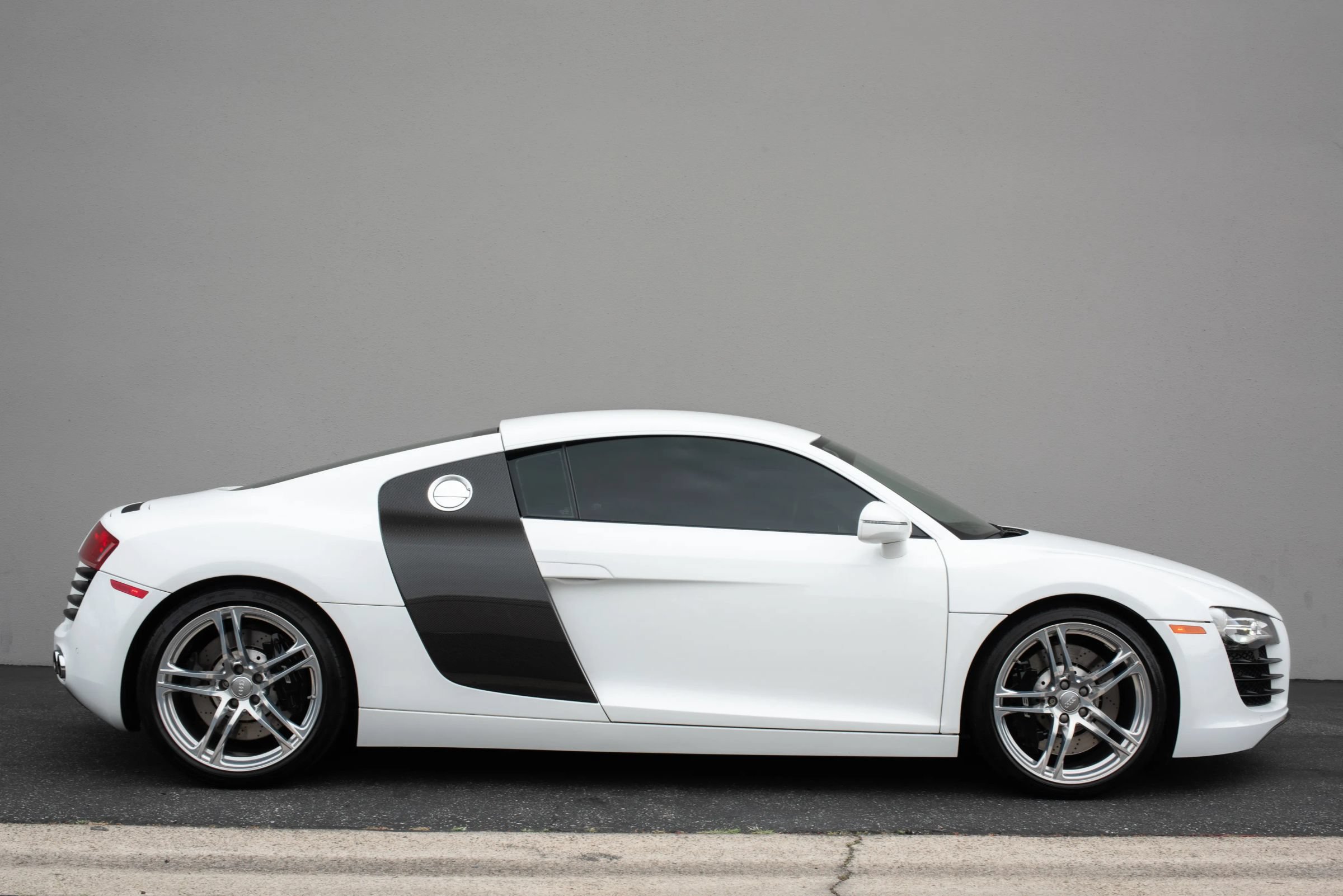 Used 2012 Audi R8 V8 AWD/4WD image 7