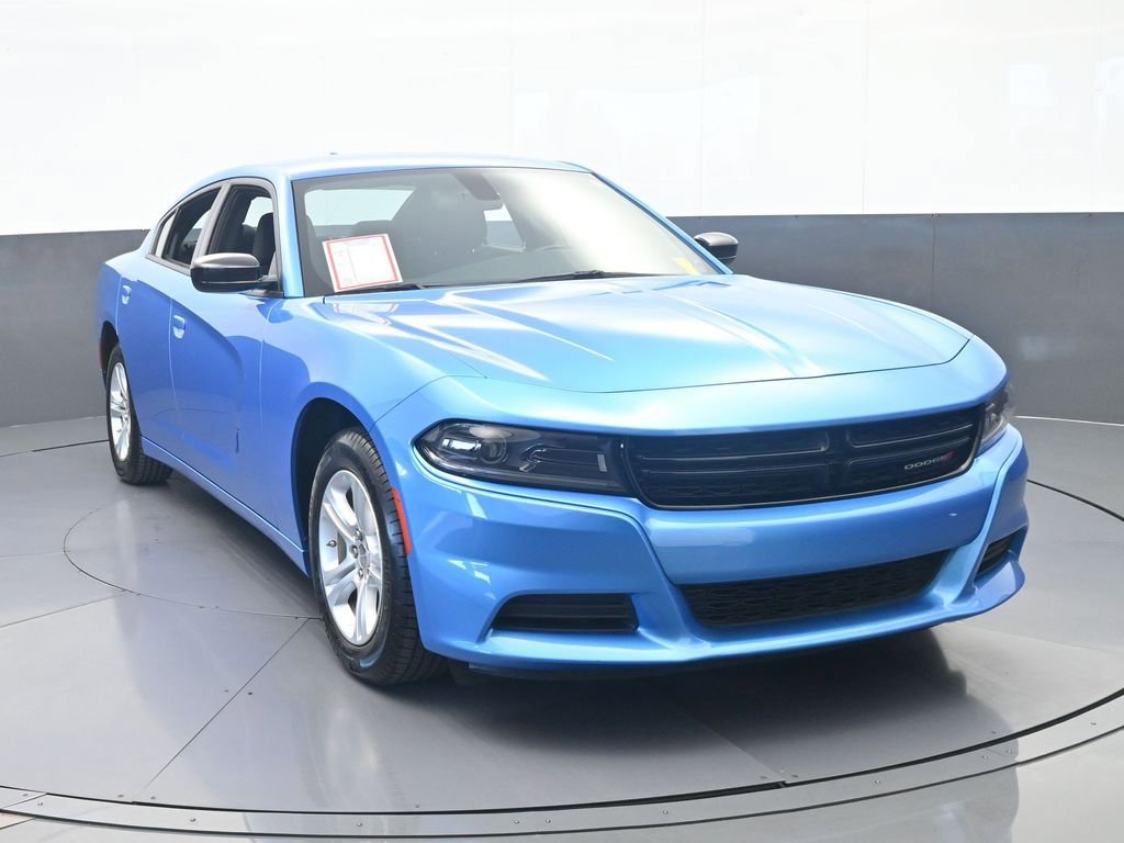 Used 2023 Dodge Charger SXT RWD image 9