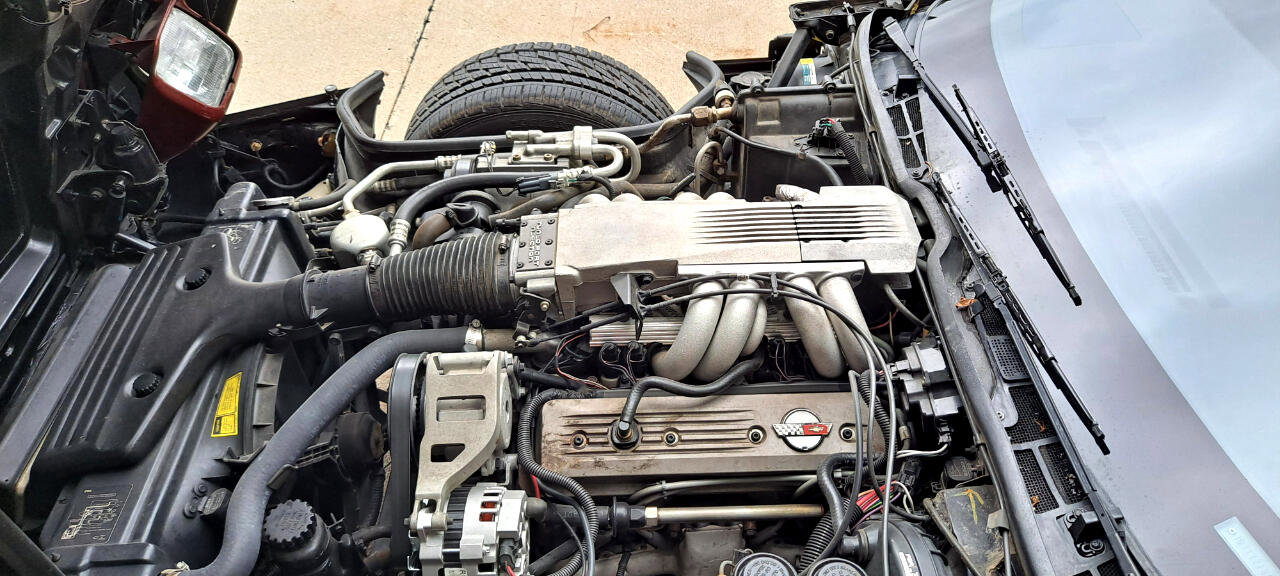 Used 1988 Chevrolet Corvette Base image 14