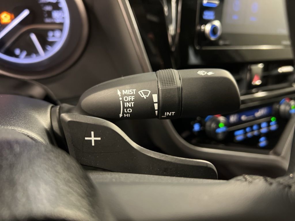 Used 2023 Toyota Camry SE w/ Blackout Package (TMS) image 22