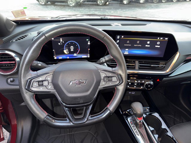 Used 2024 Chevrolet Trax RS image 17