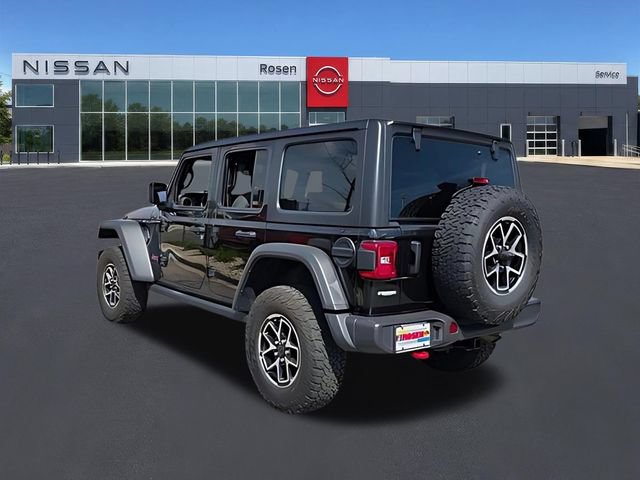 Used 2025 Jeep Wrangler Unlimited Rubicon AWD/4WD image 3