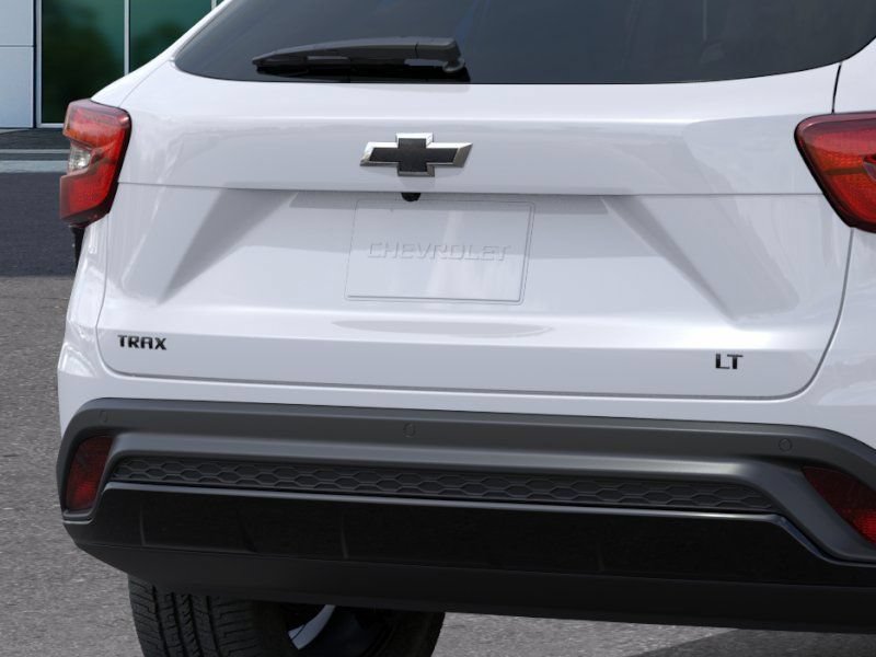 New 2026 Chevrolet Trax LT w/ Driver Confidence Package FWD image 14