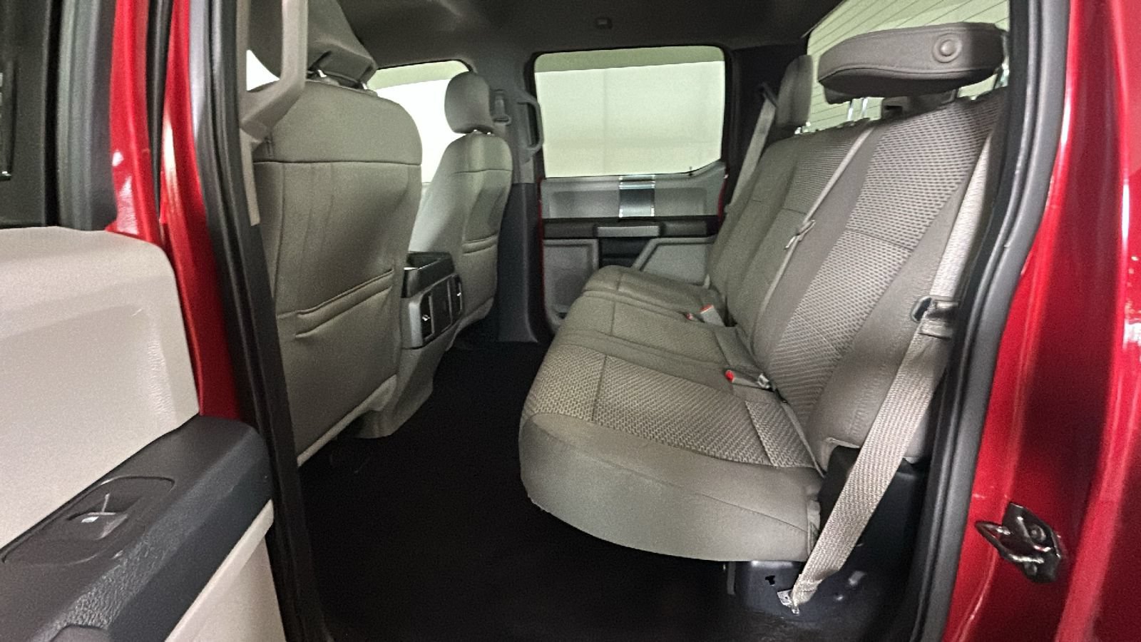 Used 2015 Ford F150 XLT w/ Equipment Group 301A Mid AWD/4WD image 30
