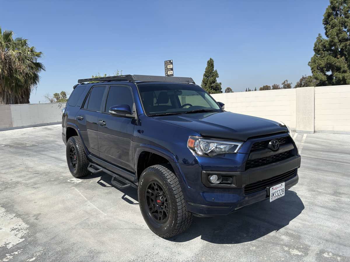 Used 2018 Toyota 4Runner Limited image 39