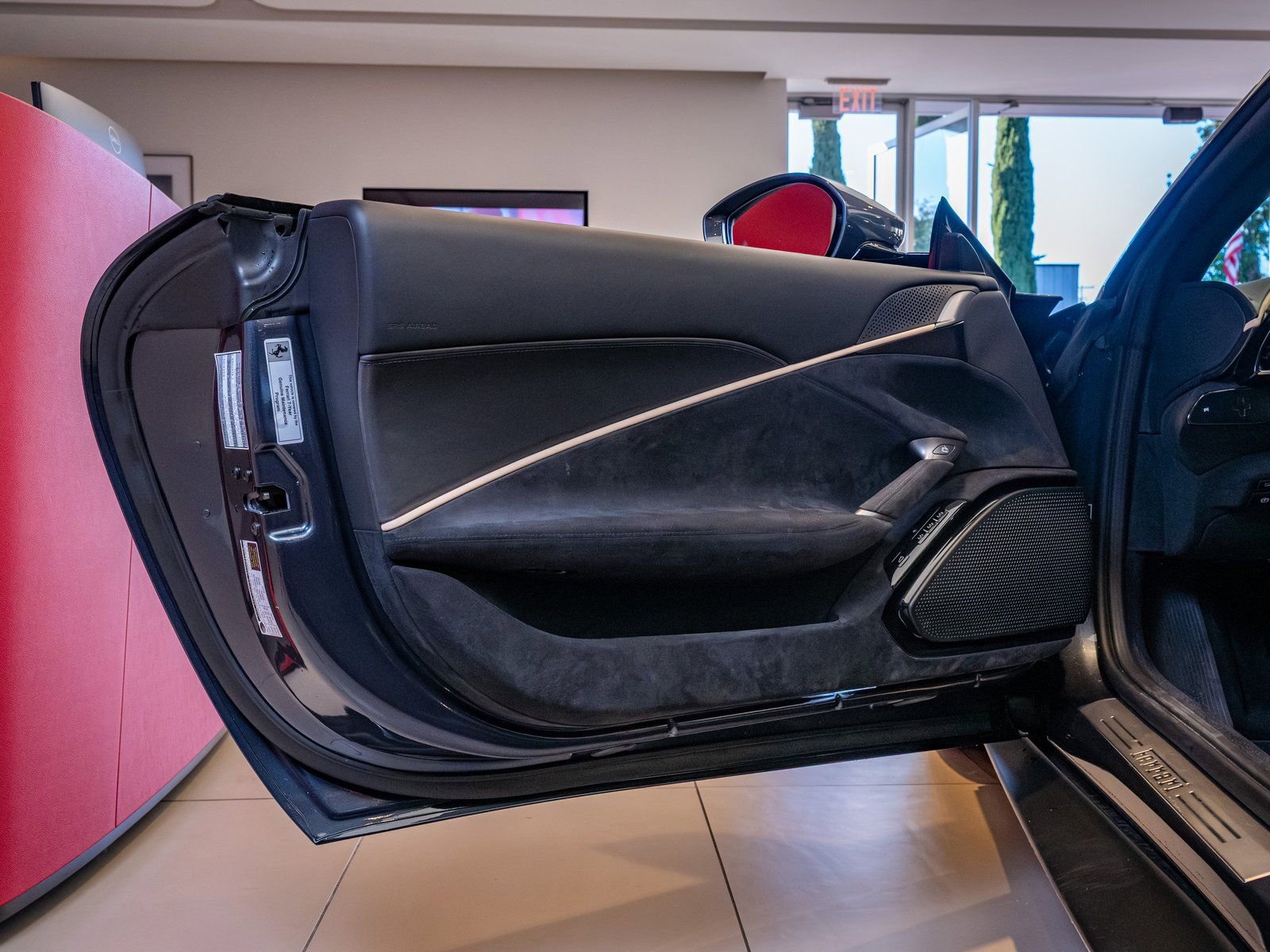 Certified 2024 Ferrari Roma image 8