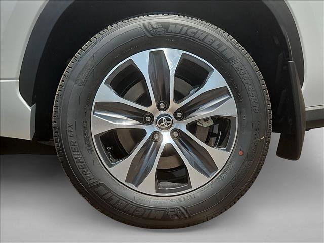 New 2026 Toyota Highlander XLE AWD/4WD image 10