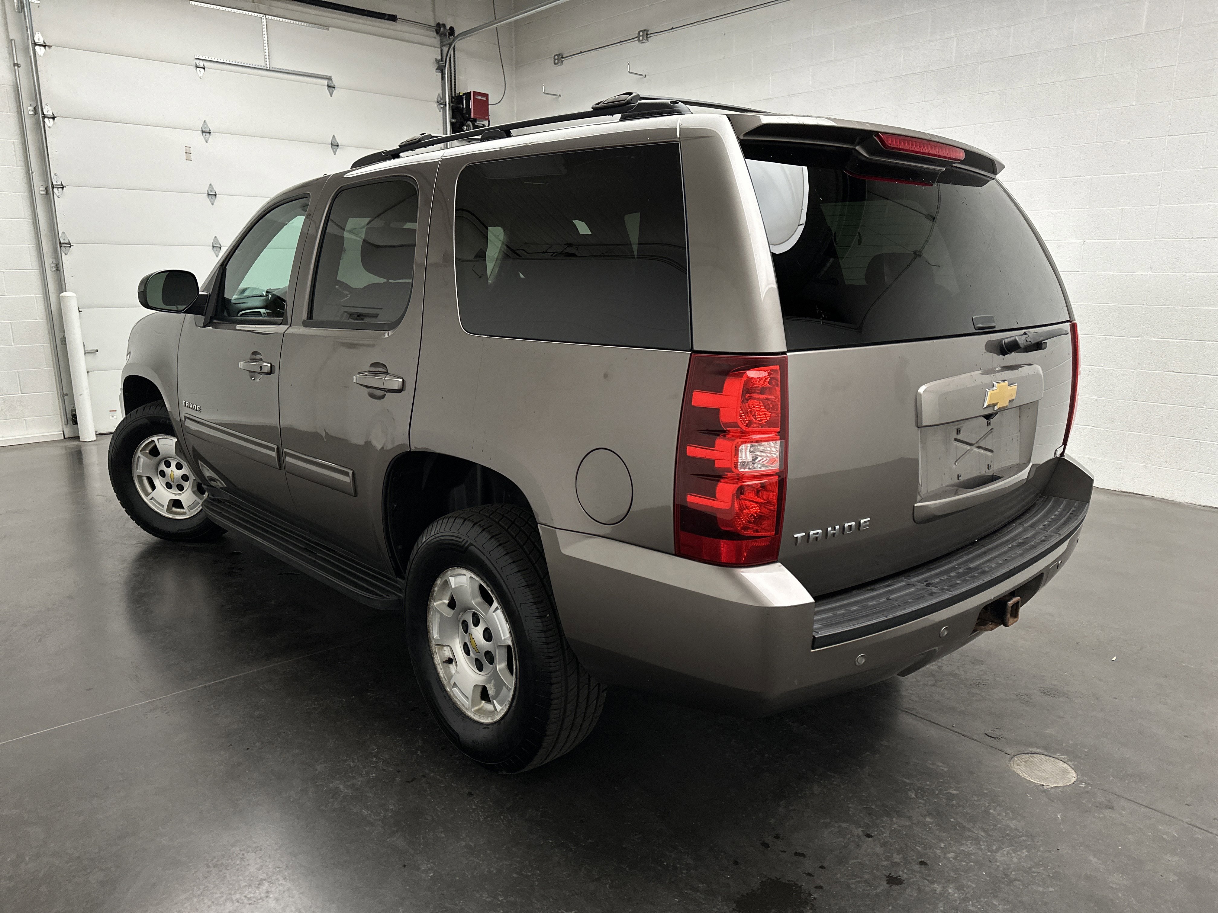 Used 2012 Chevrolet Tahoe LS w/ Convenience Package image 6