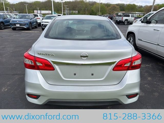 Used 2018 Nissan Sentra S FWD image 5