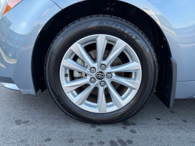 Used 2024 Toyota Corolla LE w/ LE Convenience Package AWD/4WD image 24